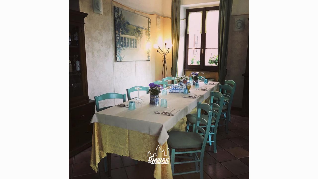 Give Up Restaurant And Rent Rooms In Laveno Mombello