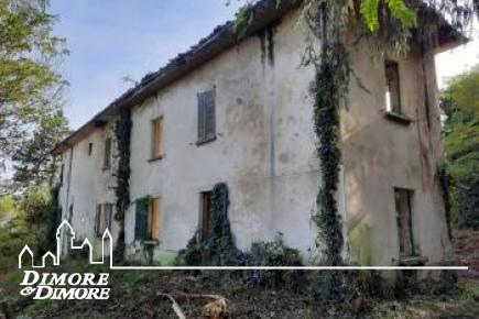 Casale con vista lago di Comabbio