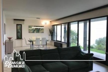 Beach Villa in Stresa