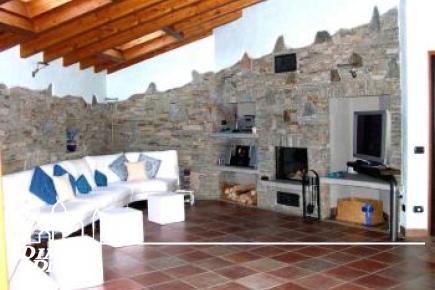 Penthouse in Pallanza mit Innenpool und Blick auf den See