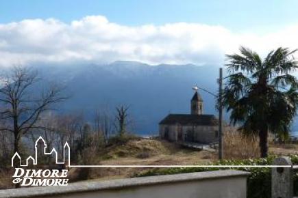 Villa a Oggebbio con vista Lago Maggiore