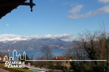 Villa a Oggebbio con vista Lago Maggiore