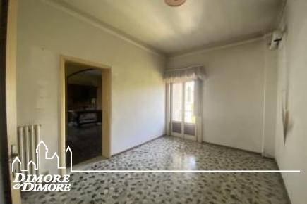 Villa a Pallanza con parco da ristrutturare