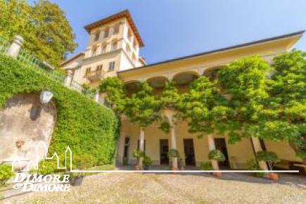 Villa in vendita collinare lago Maggiore