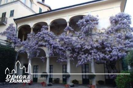 Villa in vendita collinare lago Maggiore