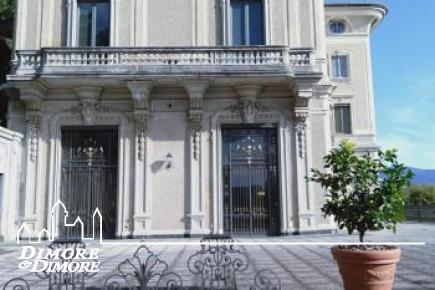 Appartamento in palazzo d'epoca a Oggebbio 