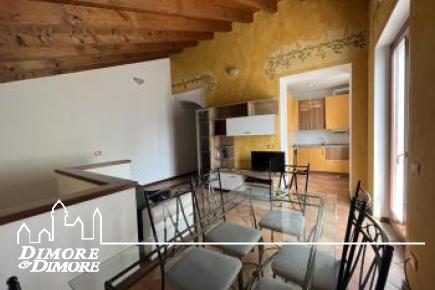 Porzione di casa in stile rustico ristrutturata – Luino, frazione Pianazzo