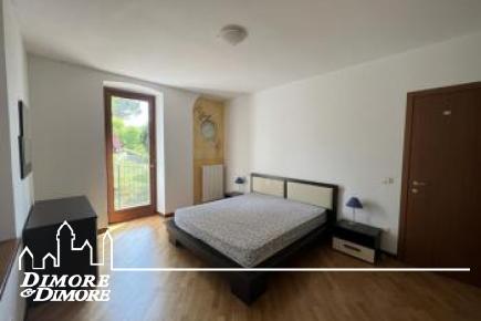Porzione di casa in stile rustico ristrutturata – Luino, frazione Pianazzo