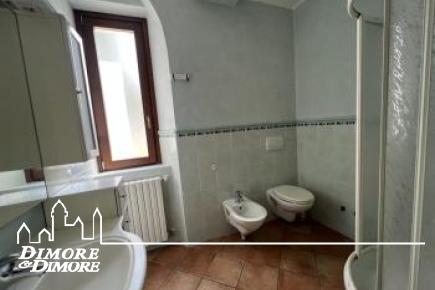 Porzione di casa in stile rustico ristrutturata – Luino, frazione Pianazzo