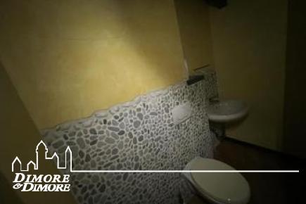 Porzione di casa in stile rustico ristrutturata – Luino, frazione Pianazzo