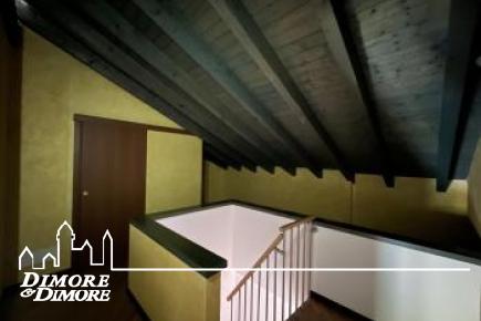 Porzione di casa in stile rustico ristrutturata – Luino, frazione Pianazzo