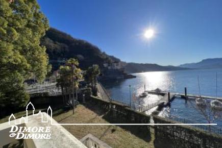 Elegante proprietà a Maccagno direttamente sul lago