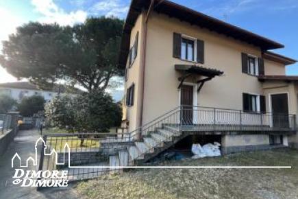 Appartamento a Maccagno vicino al lago con giardino