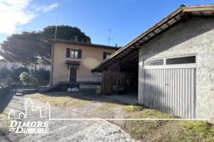 Appartamento a Maccagno vicino al lago con giardino
