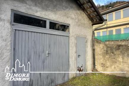 Appartamento a Maccagno vicino al lago con giardino