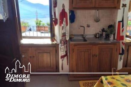 Casa in Vendita a Cannobio in frazione Sant'Agata