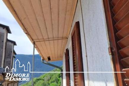 Casa in Vendita a Cannobio in frazione Sant'Agata