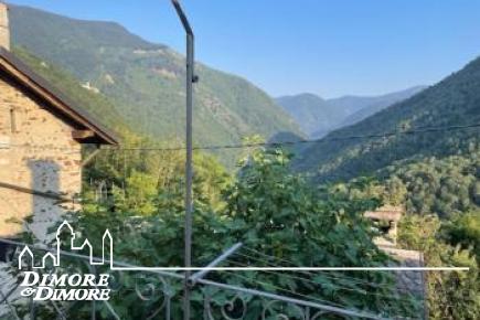 Casa in vendita a Orasso con vista panoramica
