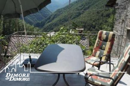 Casa in vendita a Orasso con vista panoramica