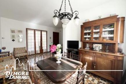Maccagno Inferiore - Villa singola a 500 metri dal lago