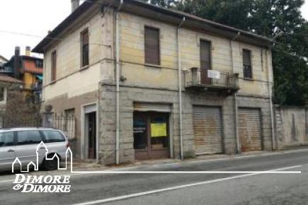 Casa  a Meina con appartamento e negozi 