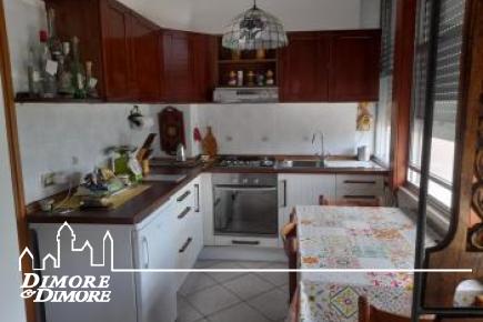 Appartamento a Premeno, vista lago, in residence