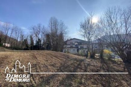 Terreno edificabile a Ghirla