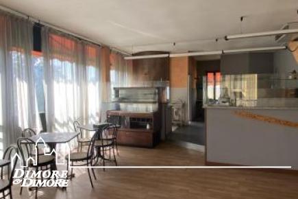 Immobile commerciale a Castelletto Ticino