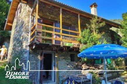 Baita ristrutturata in mezzo alla natura