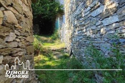 Baita ristrutturata in mezzo alla natura