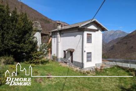 Casa indipendente molto soleggiata con giardino