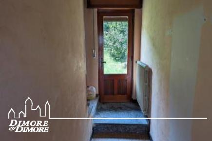 Casa indipendente molto soleggiata con giardino