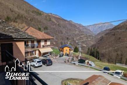 Casa indipendente molto soleggiata con giardino