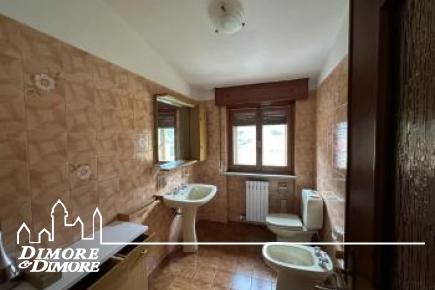 Attico ristrutturato molto luminoso e soleggiato