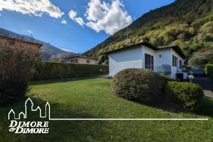 Villa indipendente con giardino e garage