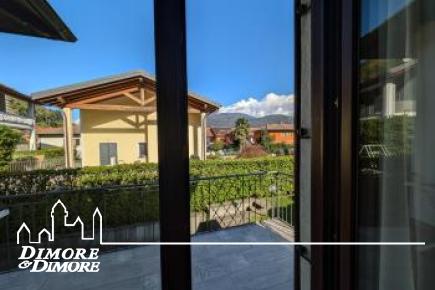 Villa indipendente con giardino e garage