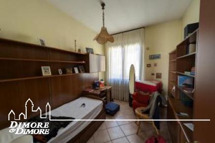 Villa indipendente con giardino e garage