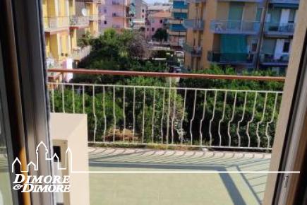 Trilocale soleggiato ristrutturato completamente a nuovo