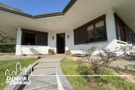 Villa unifamiliare con giardino