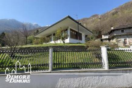 Villa unifamiliare con giardino