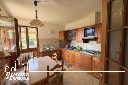 Villa unifamiliare con giardino
