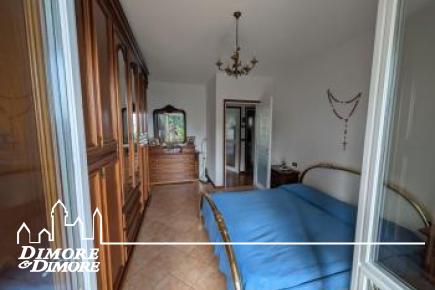 Arizzano appartamento vista lago con giardino e garage