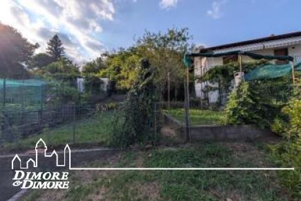 Arizzano appartamento vista lago con giardino e garage