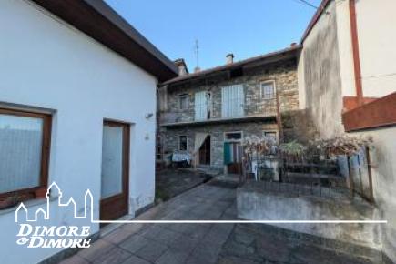 Casa indipendente con giardino e vista lago