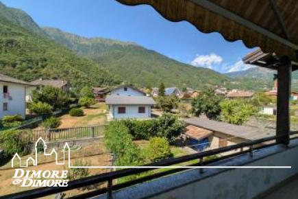 Grande appartamento con giardino e garage
