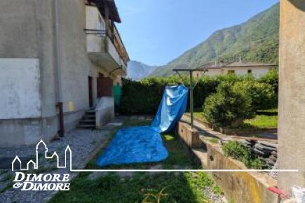 Grande appartamento con giardino e garage