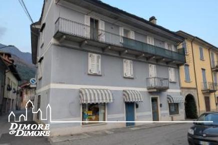 Negozio di alimentari in centro molto avviato