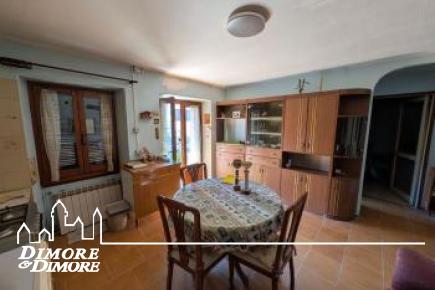 Casa indipendente con giardino e rustico annesso