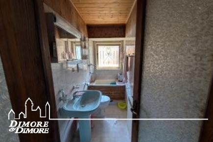 Casa indipendente con giardino e rustico annesso