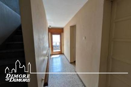 Casa indipendente con giardino grande e garage
